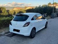 Usata Opel Corsa 75 CV (55 kW) 2013 Bianco Berlina