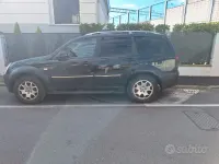 Usata SsangYong Rexton 165 CV (121 kW) 2007 Nero SUV