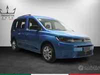 Begagnad VW Caddy Life 114 HK (83 kW) 2024 Blå Minibuss