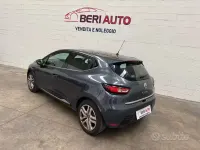 Usata Renault Clio IV 90 CV (66 kW) 2019 Grigio Berlina