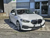 Usata BMW 118 Advantage 140 CV (102 kW) 2020 Bianco Utilitaria