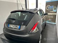 Usata Lancia Ypsilon Gold 69 CV (50 kW) 2013 Grigio Utilitaria