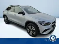 Käytetty Mercedes GLA200 Advanced 150 HP (110 kW) 2026 Harmaa Katumaasturi