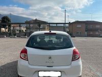 Usata Renault Clio II 2011 Bianco Utilitaria