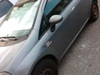 Usata Fiat Grande Punto 75 CV (55 kW) 2012 Grigio Utilitaria