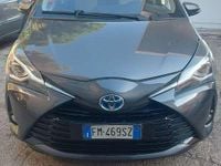 Usata Toyota Yaris 101 CV (74 kW) 2017 Grigio Berlina