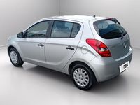 Usata Hyundai i20 Comfort 115 CV (84 kW) 2011 Argento Berlina