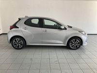 Usata Toyota Yaris Hybrid Trend 115 CV (84 kW) 2021 Grigio Utilitaria