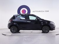 Begagnad Lancia Ypsilon Silver 69 HK (50 kW) 2022 Svart Halvkombi