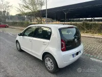 Usata VW up! 68 CV (50 kW) 2015 Bianco Utilitaria