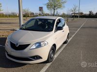 Usata Lancia Ypsilon Gold 95 CV (69 kW) 2016 Bianco Utilitaria