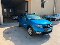 Usata Dacia Sandero Prestige 90 CV (66 kW) 2013 Bluazzurro Berlina