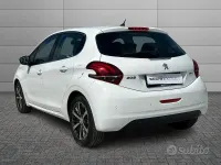Usata Peugeot 208 Allure 110 CV (80 kW) 2016 Bianco Utilitaria