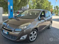 Usata Renault Scenic E-Tech Dynamique 110 CV (80 kW) 2011 Nero Berlina