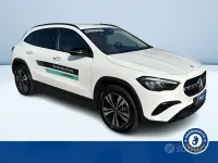 Usata Mercedes GLA180 Advanced Plus 116 CV (85 kW) 2024 Bianco pastello SUV