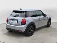 Usata Mini Cooper SE 135 kW (184 CV) 2023 Grigio Utilitaria
