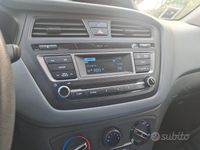 Occasion Hyundai i20 100 ch (73 kW) 2018 Gris Citadine