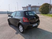 Usata Toyota Yaris Luna 87 CV (63 kW) 2007 Utilitaria