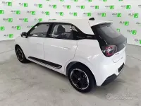 Ny DongFeng Box 69 kW (95 HK) 2026 Vit Halvkombi