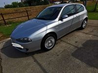 usata Alfa Romeo 147 3p 1.9 jtd Distinctive 120cv