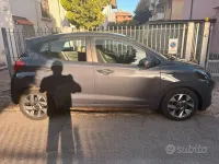 Usata Hyundai i10 63 CV (46 kW) 2024 Bluazzurro Utilitaria