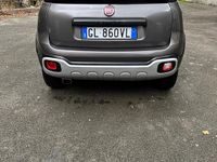 Usado Fiat Panda Cross Cross 85 CV (62 kW) 2023 Utilitario