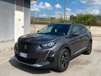 Usata Peugeot 2008 Allure 102 CV (75 kW) 2021 Grigio SUV