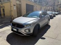 Usata VW T-Roc 2024 Grigio SUV
