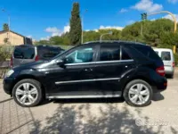Usata Mercedes ML350 211 CV (155 kW) 2010 Nero SUV
