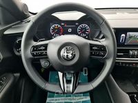 Nuova Alfa Romeo Junior Edizione Speciale 145 CV (106 kW) 2026 Grigio SUV