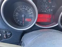Usata Alfa Romeo 147 101 CV (74 kW) 2004 Nero Utilitaria