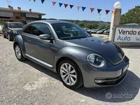 Usata VW Beetle Design 140 CV (102 kW) 2012 Grigio Utilitaria