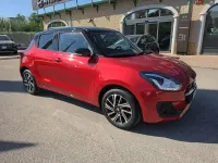 Usata Suzuki Swift 83 CV (61 kW) 2023 Rosso Utilitaria