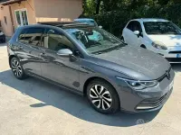 Usata VW Golf VIII Life 150 CV (110 kW) 2022 Grigio Berlina