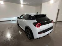 Usata Lancia Ypsilon 101 CV (74 kW) 2024 Verde metallizzato Utilitaria