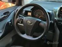 Usata Toyota iQ 67 CV (49 kW) 2013 Rosso Utilitaria