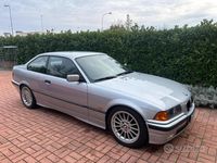 Usata BMW 320 150 CV (110 kW) 1997 Grigio Coupé