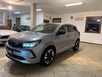 Usata Opel Grandland X Business Elegance 131 CV (96 kW) 2023 Grigio SUV