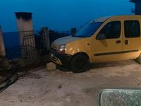 Usado Renault Kangoo 58 CV (42 kW) 2000 Monovolumen