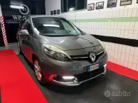 Usata Renault Scénic 110 CV (80 kW) 2014 Grigio Monovolume