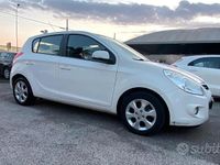 Usata Hyundai i20 Edition 77 CV (56 kW) 2012 Bianco Utilitaria