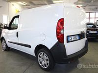 Usata Fiat Doblò Lounge 120 CV (88 kW) 2020 Bianco Monovolume