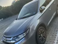 Usata Mitsubishi Outlander 150 CV (110 kW) 2017 Argento SUV