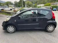 Usata Peugeot 107 77 CV (56 kW) 2006 Utilitaria