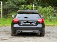 Usata Mercedes A200 Premium 140 CV (102 kW) 2016 Monovolume