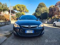 Usata Opel Astra Cosmo 125 CV (91 kW) 2011 Blu Station wagon