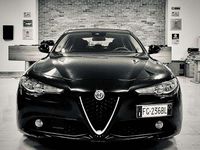 Usata Alfa Romeo Giulia 150 CV (110 kW) 2017 Nero Berlina