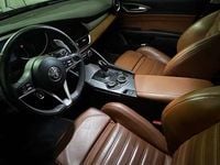 Usata Alfa Romeo Giulia Veloce 211 CV (155 kW) 2017 Blu/azzurro Berlina