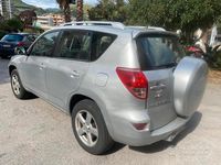 Usata Toyota RAV4 136 CV (100 kW) 2006 Grigio Berlina