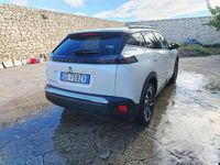 Usata Peugeot 2008 Allure 100 kW (136 CV) 2021 Bianco SUV